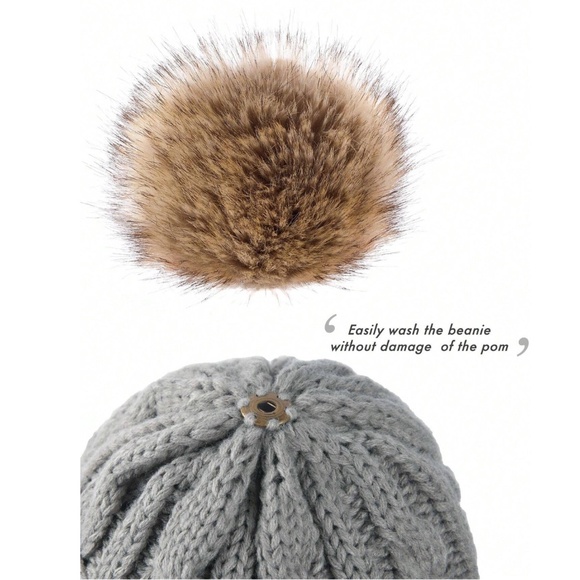 Grey Cable Knit Beanie Hat Faux Fur Pom Pom  100% Acrylic - Picture 3 of 7